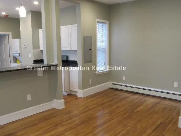 594 E 4th St, Boston, MA