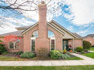 953 Willow Bluff Dr, Columbus, OH 43235