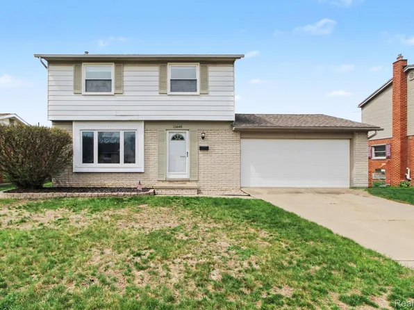 15648 Michael St, Taylor, MI 48180