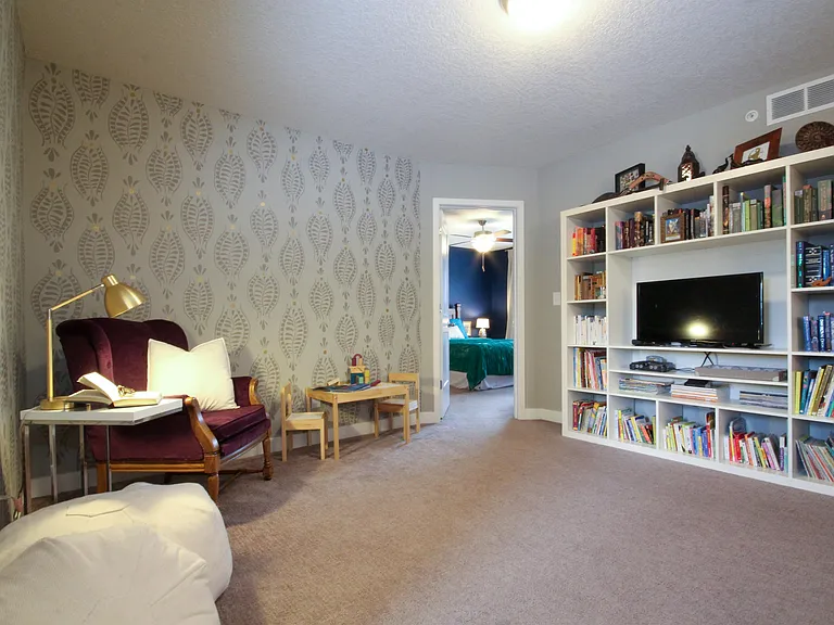 Upstairs Family Room/Bonus Space