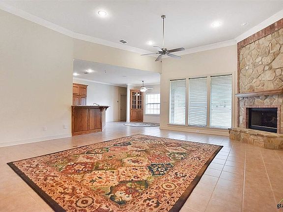 5th image of 21845 Oak Leaf Ln