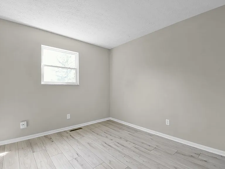 8008-8010 Smoky Row Rd #8008 — Photo 5