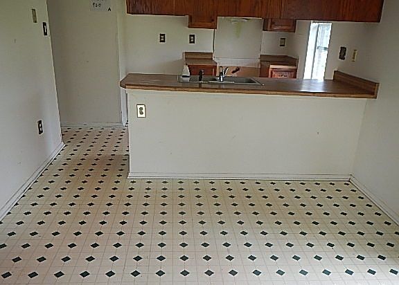 4th image of 4207 Highgate Dr