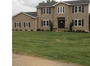 4805 Watershed Way, Zanesville, OH 43830