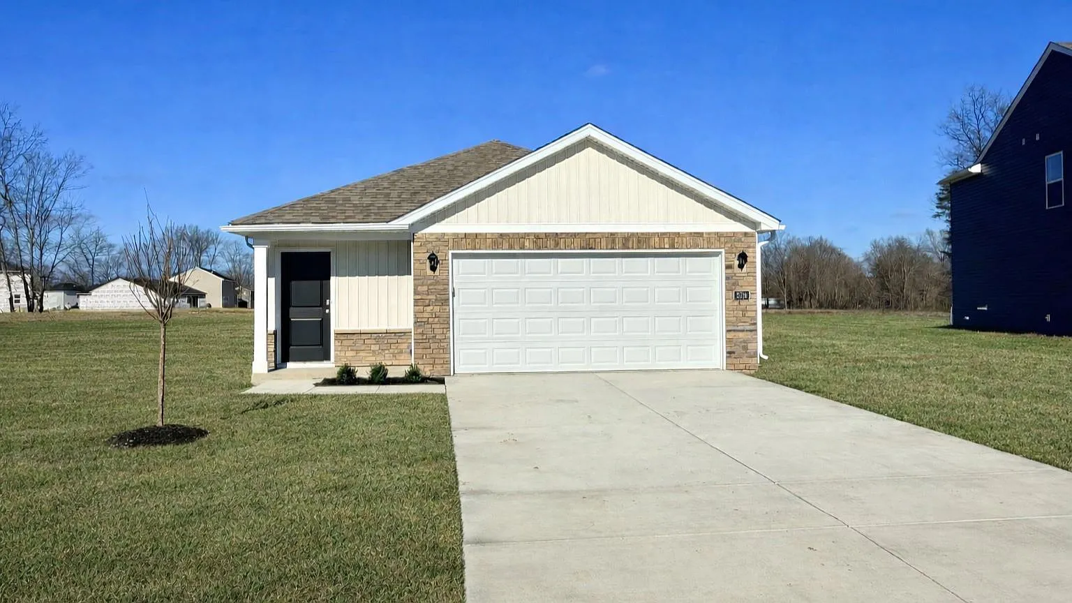 2016 Derby Way photo 1
