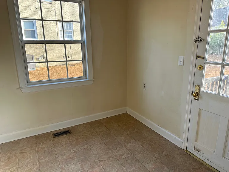 8 Pinecrest Ct #A — Photo 9