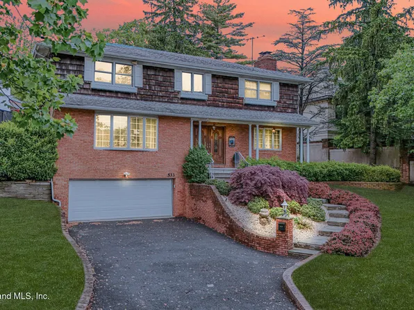 533 Ocean Ter, Staten Island, NY 10301