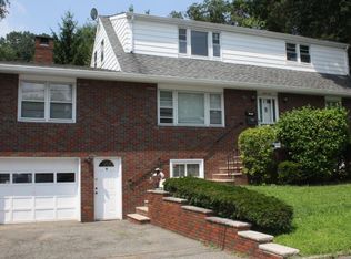 42 Prospect St FLOOR 2, Hawthorne, NJ 07506