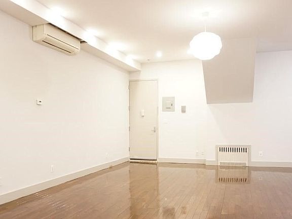 3rd image of 26 Wilson Ave #1C