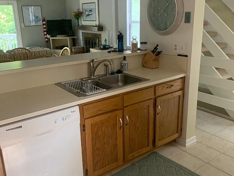 301 Shore Dr #I-6 — Photo 13
