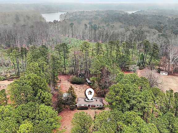 3rd image of 13916 Possum Track Rd