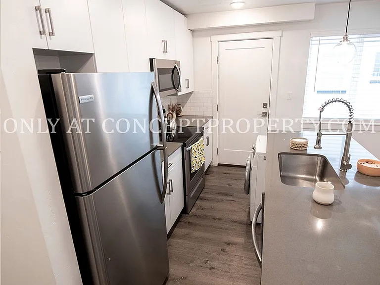 2740 S 1300 E — Photo 9