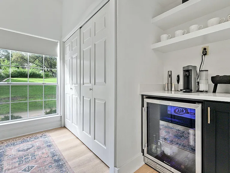 1604 Cliffwood Dr — Photo 29