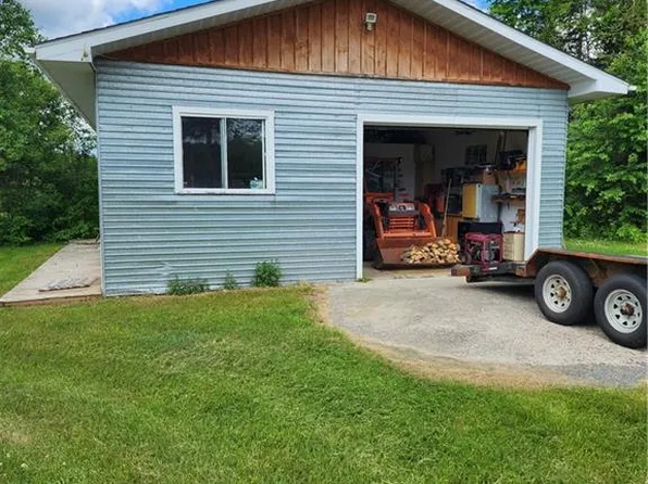 3666 State Highway 539, Field, ON P0H 1M0