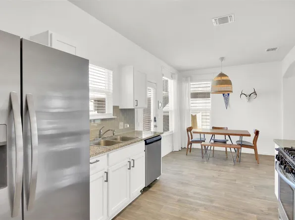 2208 Arborside Dr, Austin, TX 78754