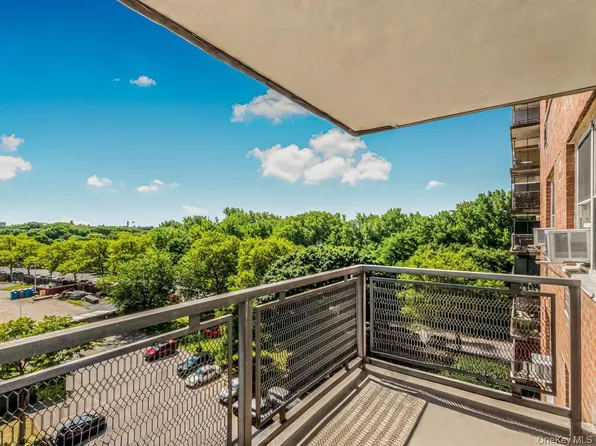 820 Boynton Avenue #7A, Bronx, NY 10473
