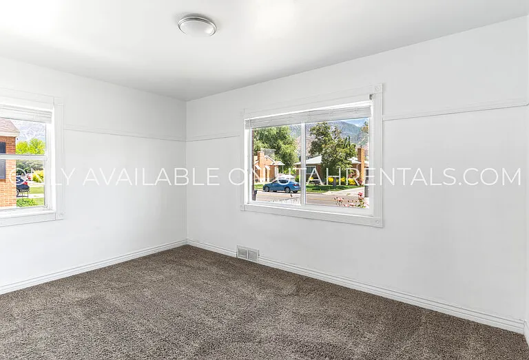 1345 N 300 W — Photo 14
