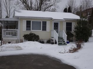 10 Anderson Rd, Harveys Lake, PA 18618