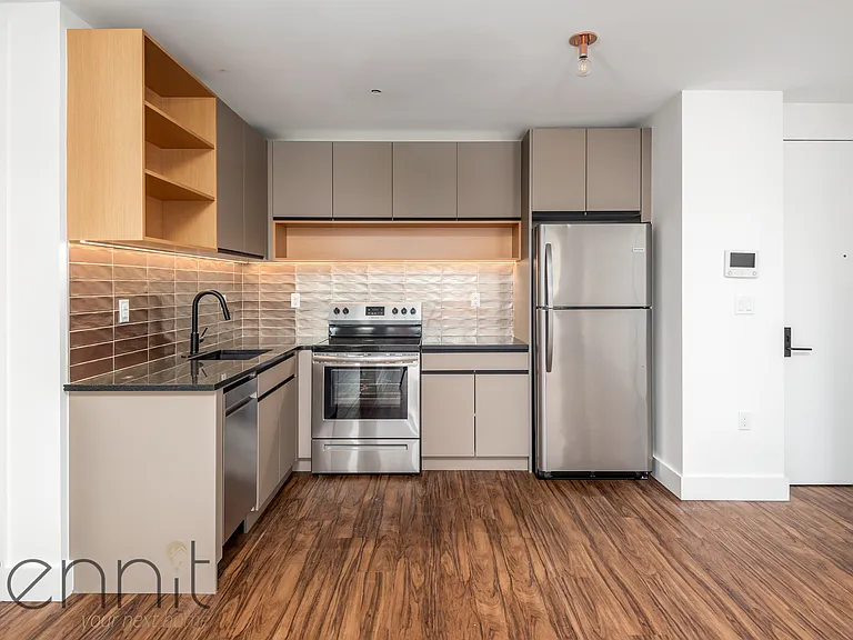 26-24 4th St #658A — Photo 7