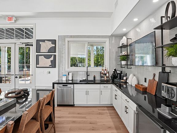 3rd image of 5436 Gentle Breeze Rd #5441
