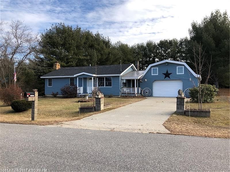 1st image of 32 Deerfield Dr
