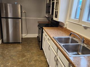 98-100 Parkview Ave #98B, Bangor, ME 04401