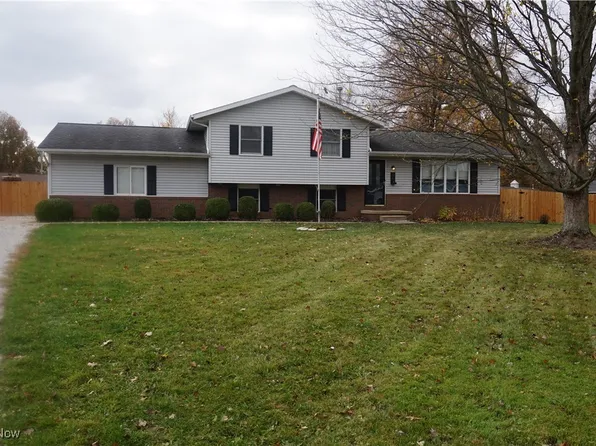 26 Monique Cir, Marshallville, OH 44645