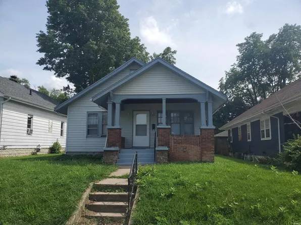 128 E Irvington Ave, South Bend, IN 46614