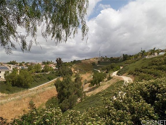 4th image of 28335 Hidden Hills Dr