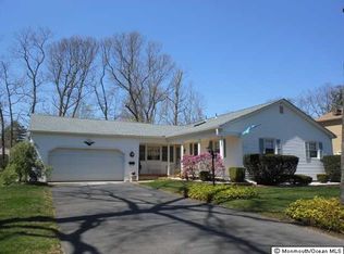 16 Green Hill Dr, Brick, NJ 08724
