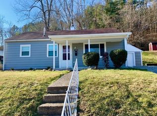 825 Mohican Ave, Logan, OH 43138