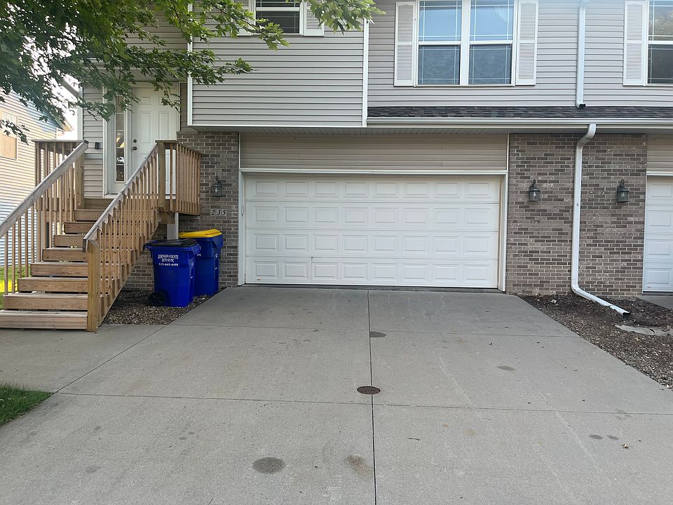 1st image of 235 N Park Ridge Rd