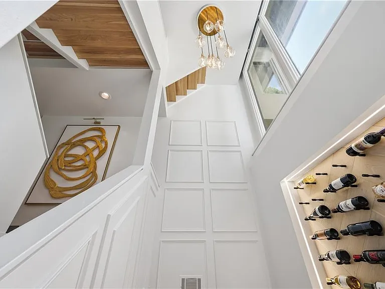 13 Heards Overlook Ct — Photo 34
