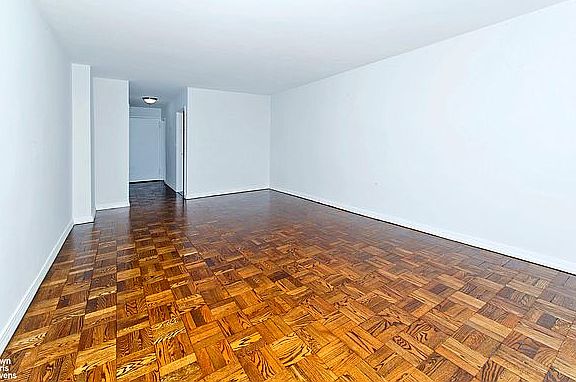 3rd image of 200 E 15th St APT 7B