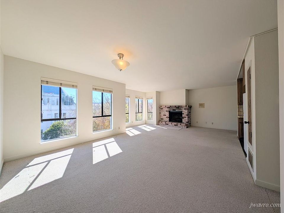 1st image of 2414 Pine St #301