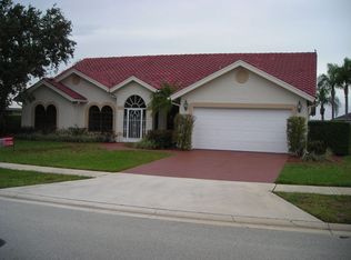 6603 Lake Island Dr, Lake Worth, FL 33467