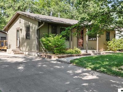 7026 Y St, Lincoln, NE, 68505