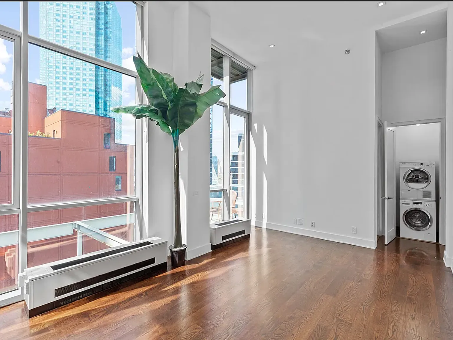 26-26 Jackson Avenue — Photo 3