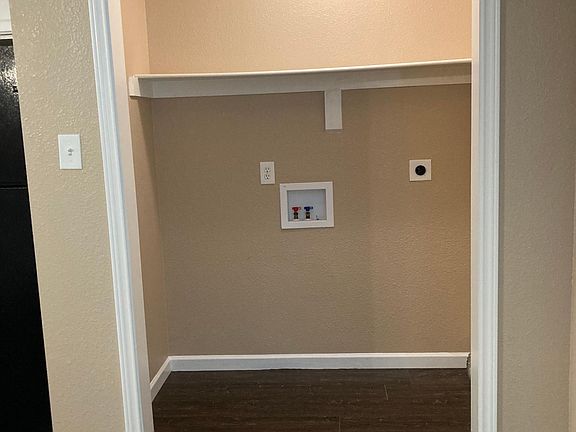 Washer dryer conections