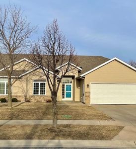 2760 Viola Heights Dr NE, Rochester, MN, 55906