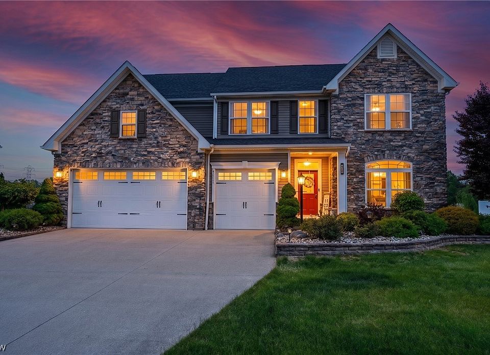 1st image of 3111 Fairview Dr
