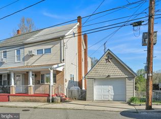 29 York Farm Rd, Pottsville, PA 17901