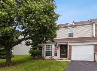 12 Marion Ln #12, Streamwood, IL