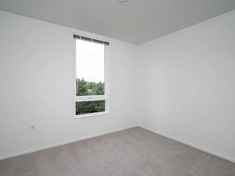 Rockwood Village Apartments — Photo 94
