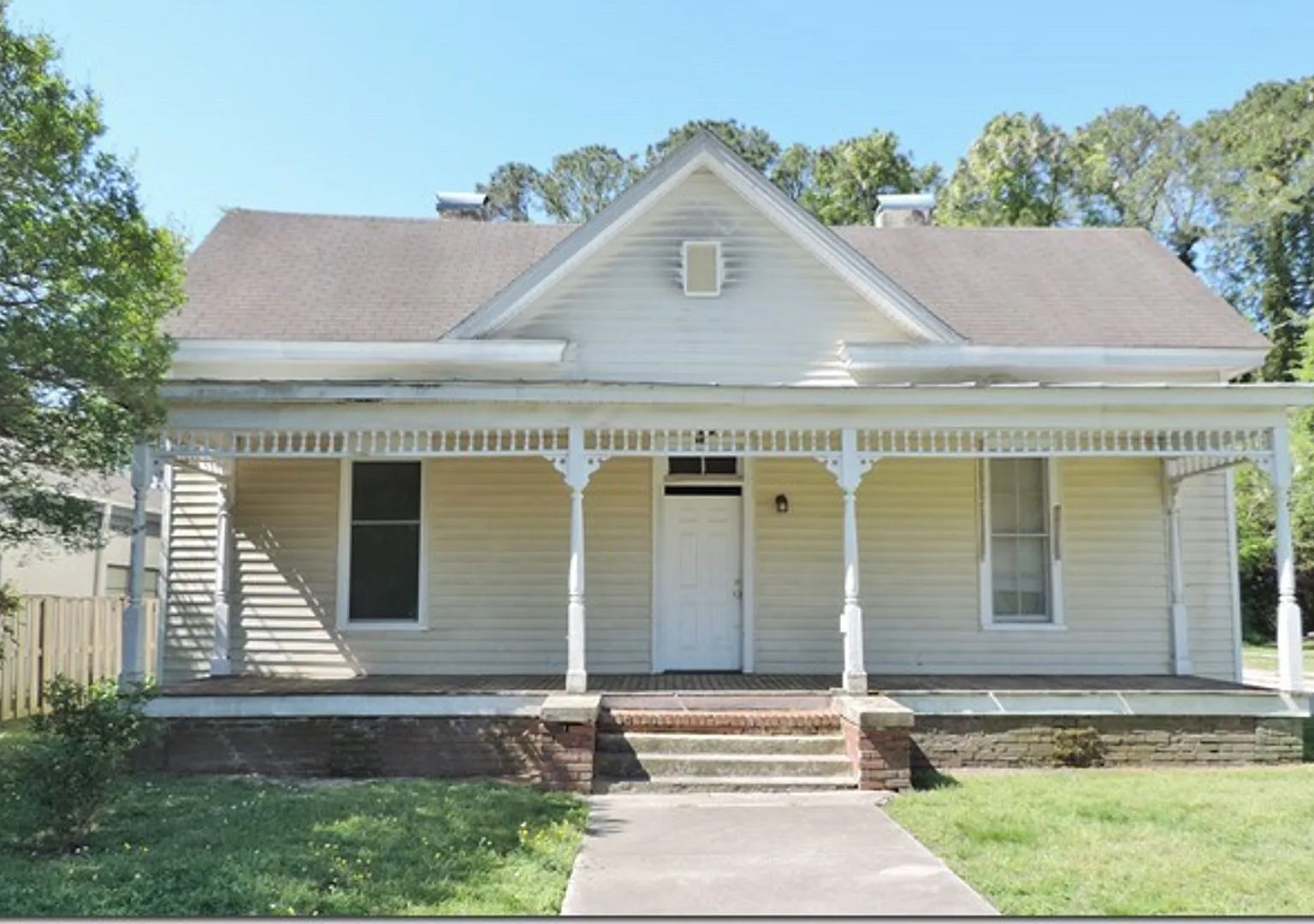 511 Lee Street — Photo 1