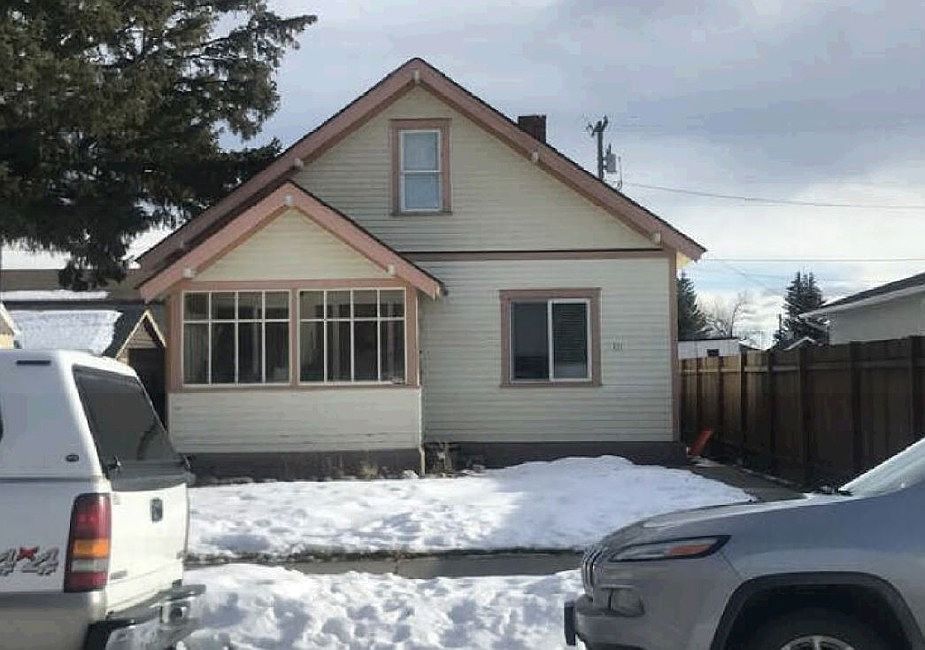 1st image of 111 N Hickory St