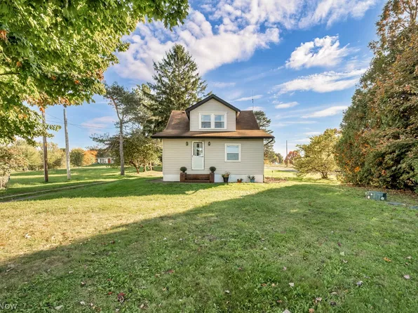 570 Johnson Rd, Wadsworth, OH 44281