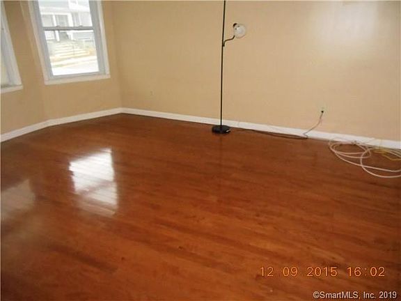 4th image of 51 McKinley Ave