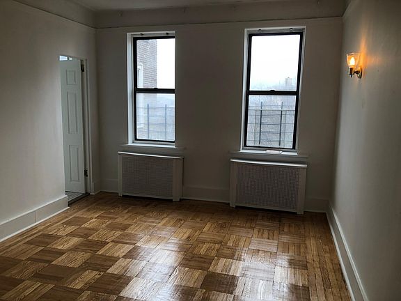 2nd image of 45 E Mosholu Pkwy N APT 6