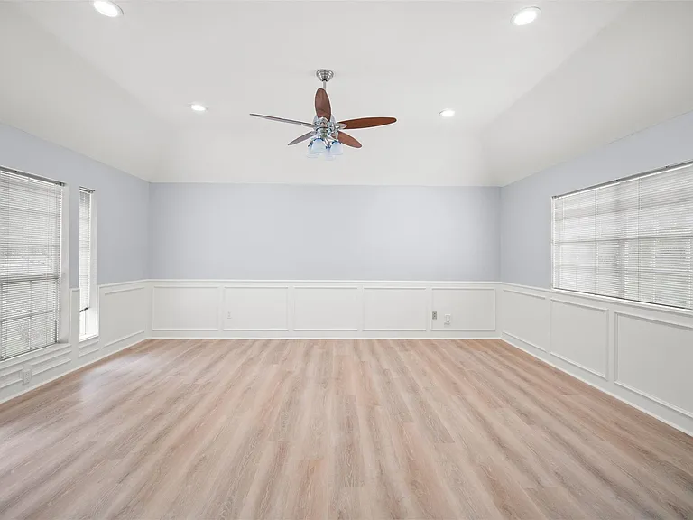 3622 Springhill Ln — Photo 26